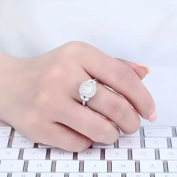 😍Crystal Shiny Large Oval Macro Pave Wedding Romantic Ring for Women, K872 - Picture 6 of 12